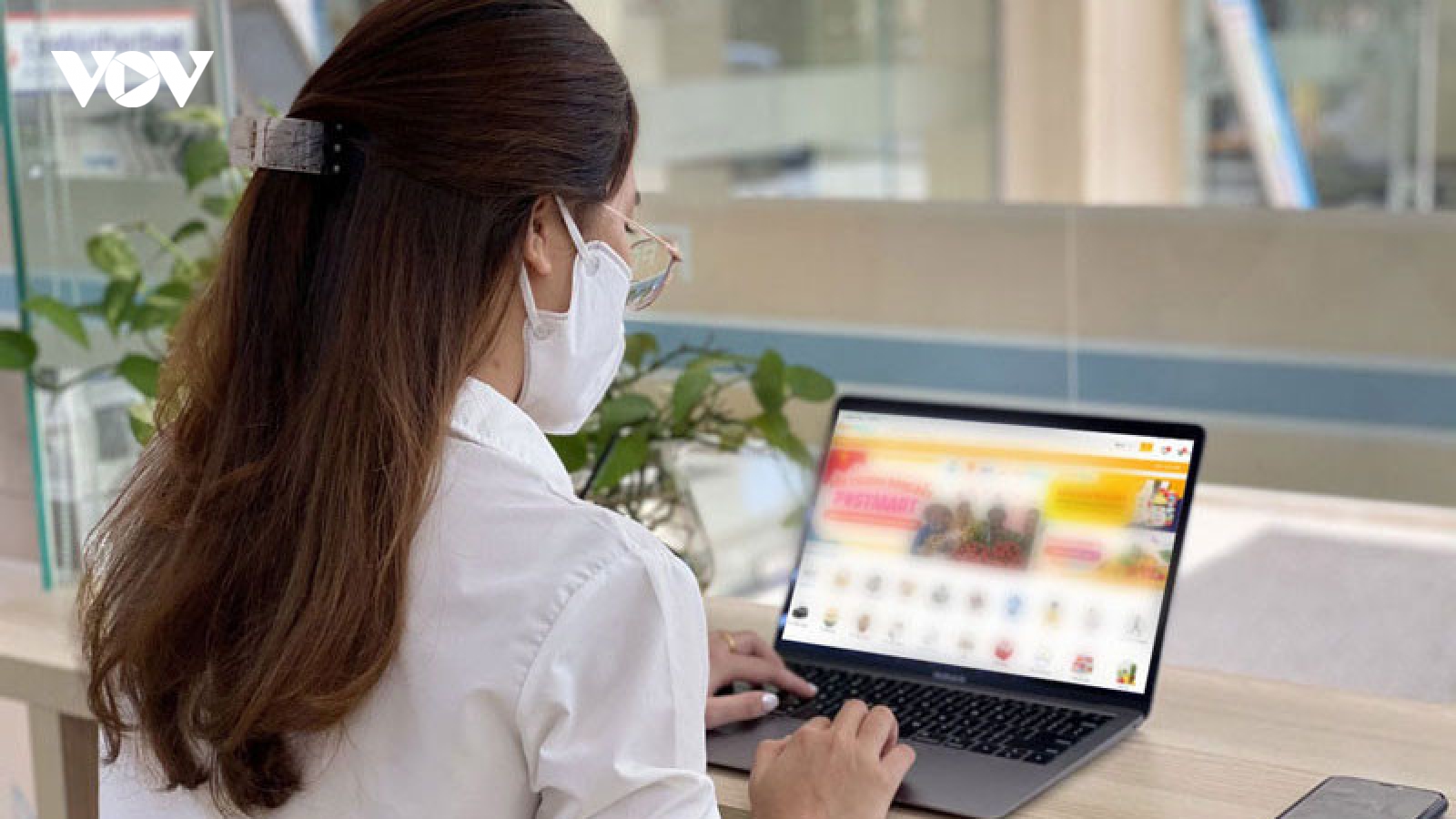 Ham đầu tư qua mạng xã hội, người phụ nữ bị lừa 2,4 tỷ đồng