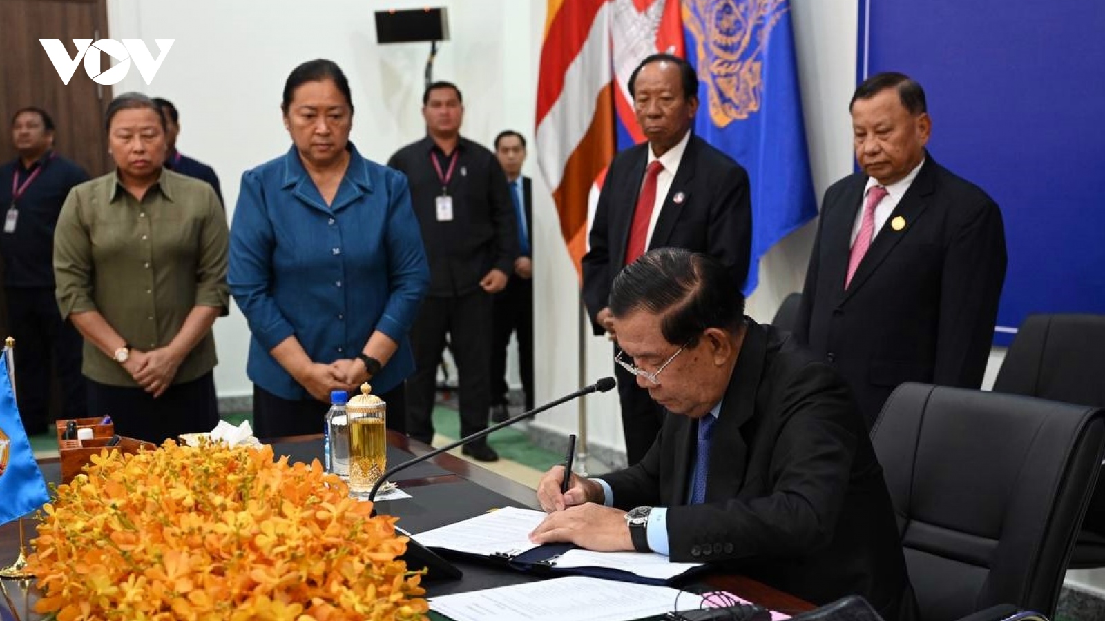 Hơn một nửa chính đảng Campuchia đã ký liên minh với CPP cầm quyền