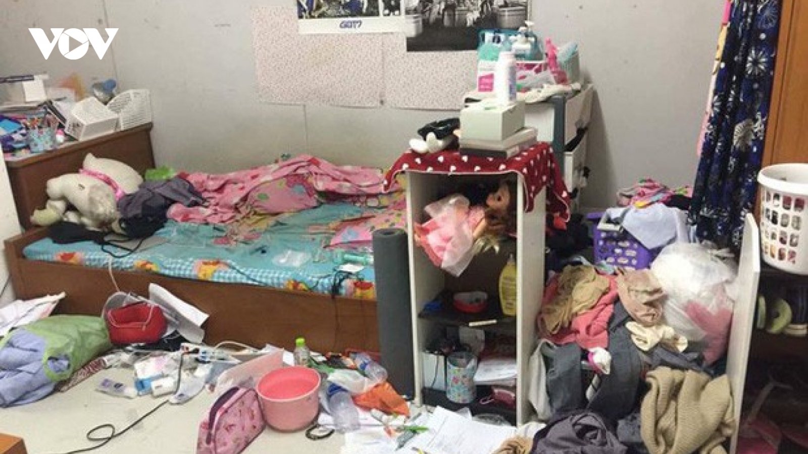 Tôi bực mình vì có cô con dâu ở bẩn