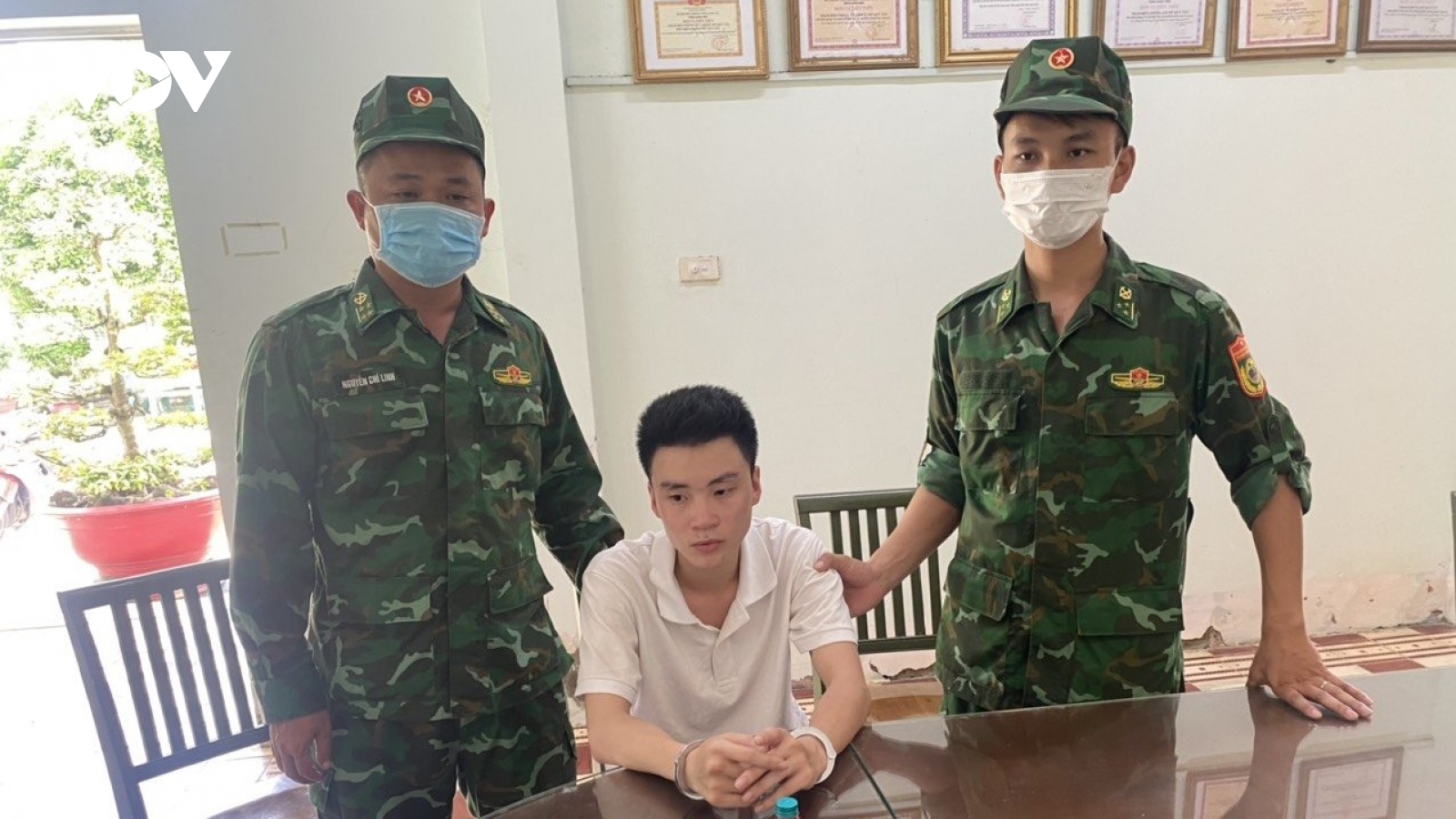 Thanh niên mang theo ma túy vượt biên trái phép từ Campuchia về Việt Nam