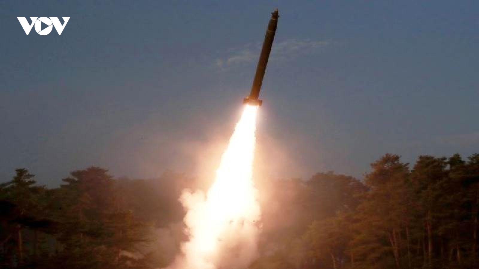 Hamas lần đầu sử dụng tên lửa tầm xa R160 tấn công thành phố lớn của Israel