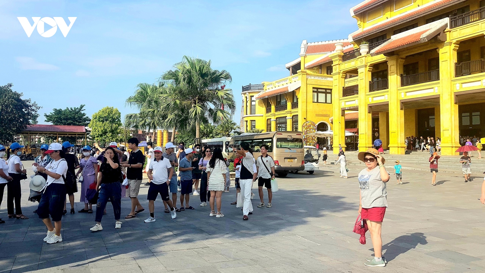 Du lịch Quảng Ninh tăng trưởng mạnh sau 9 tháng