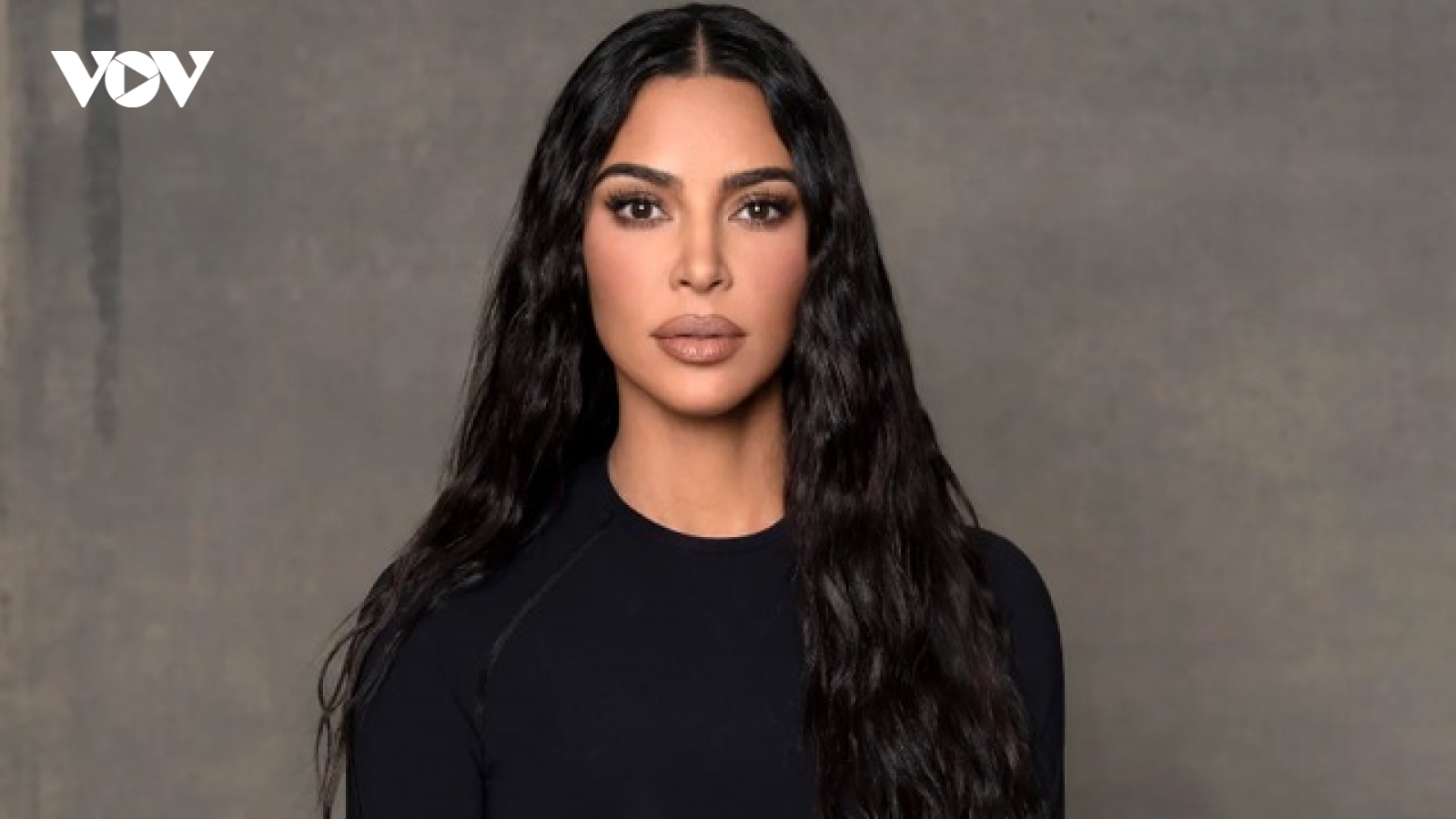 Kim Kardashian: "Tôi luôn gặp khó khăn khi làm mẹ đơn thân"