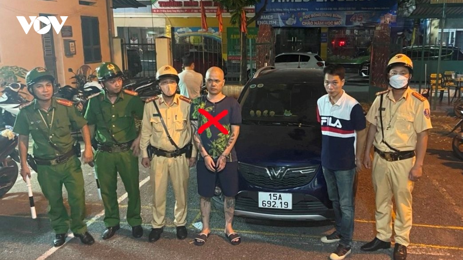 Khởi tố đối tượng chống người thi hành công vụ ở Hải Phòng