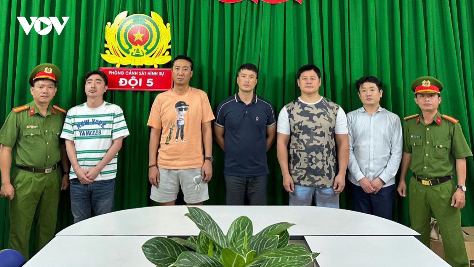 Chủ nhà hàng người Hàn Quốc điều hành đường dây mại dâm ở TPHCM