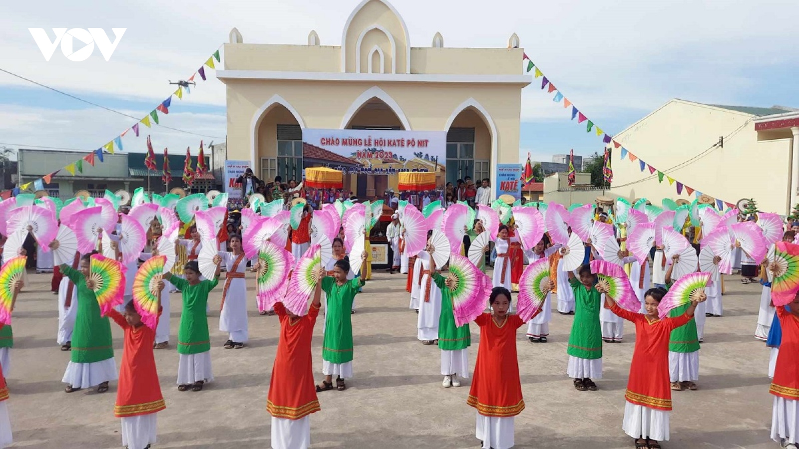 Bảo tồn và phát huy Lễ hội Katê của người Chăm để phát triển du lịch