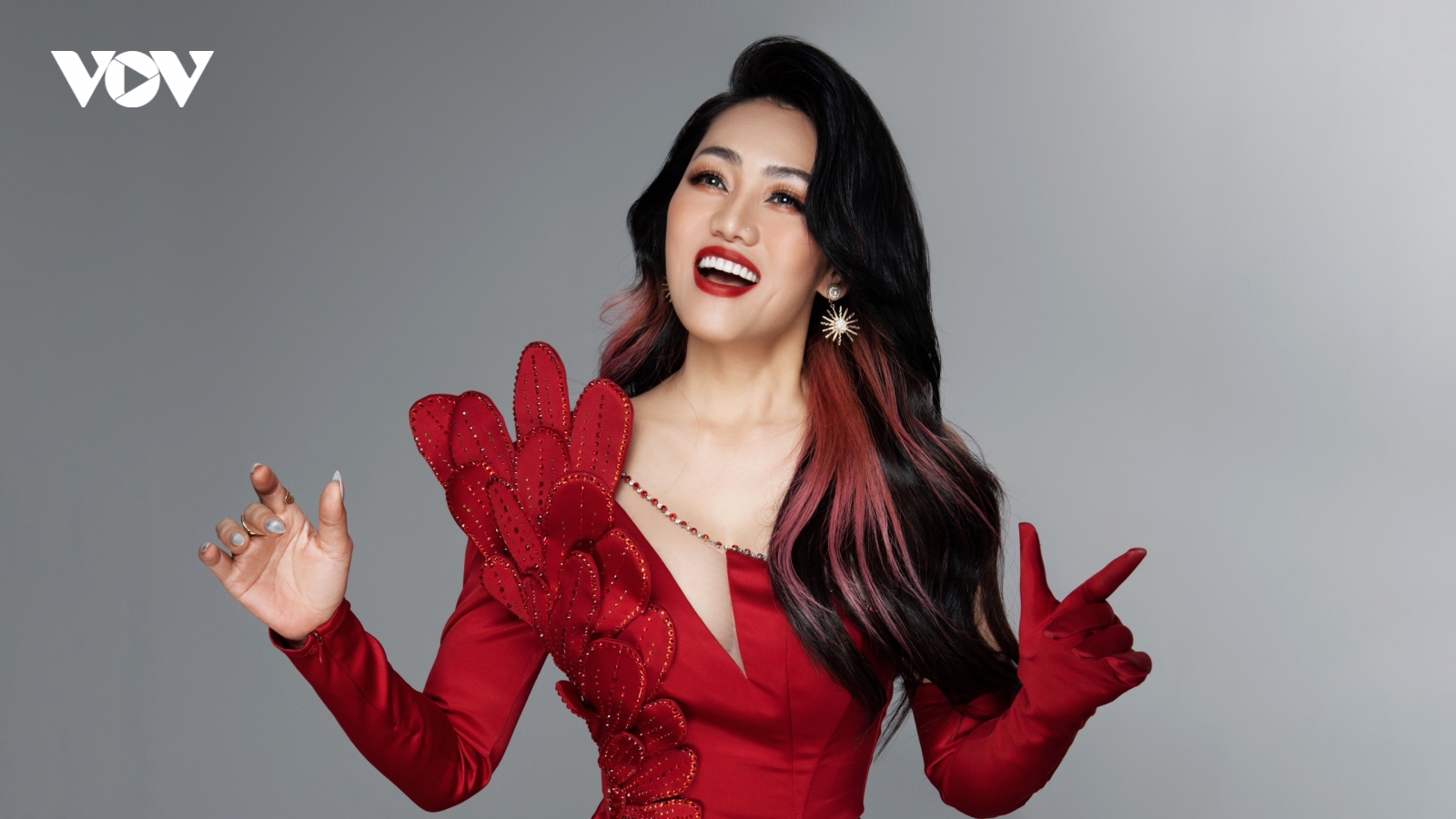 NSƯT Minh Thu làm liveshow kỷ niệm 25 năm ca hát