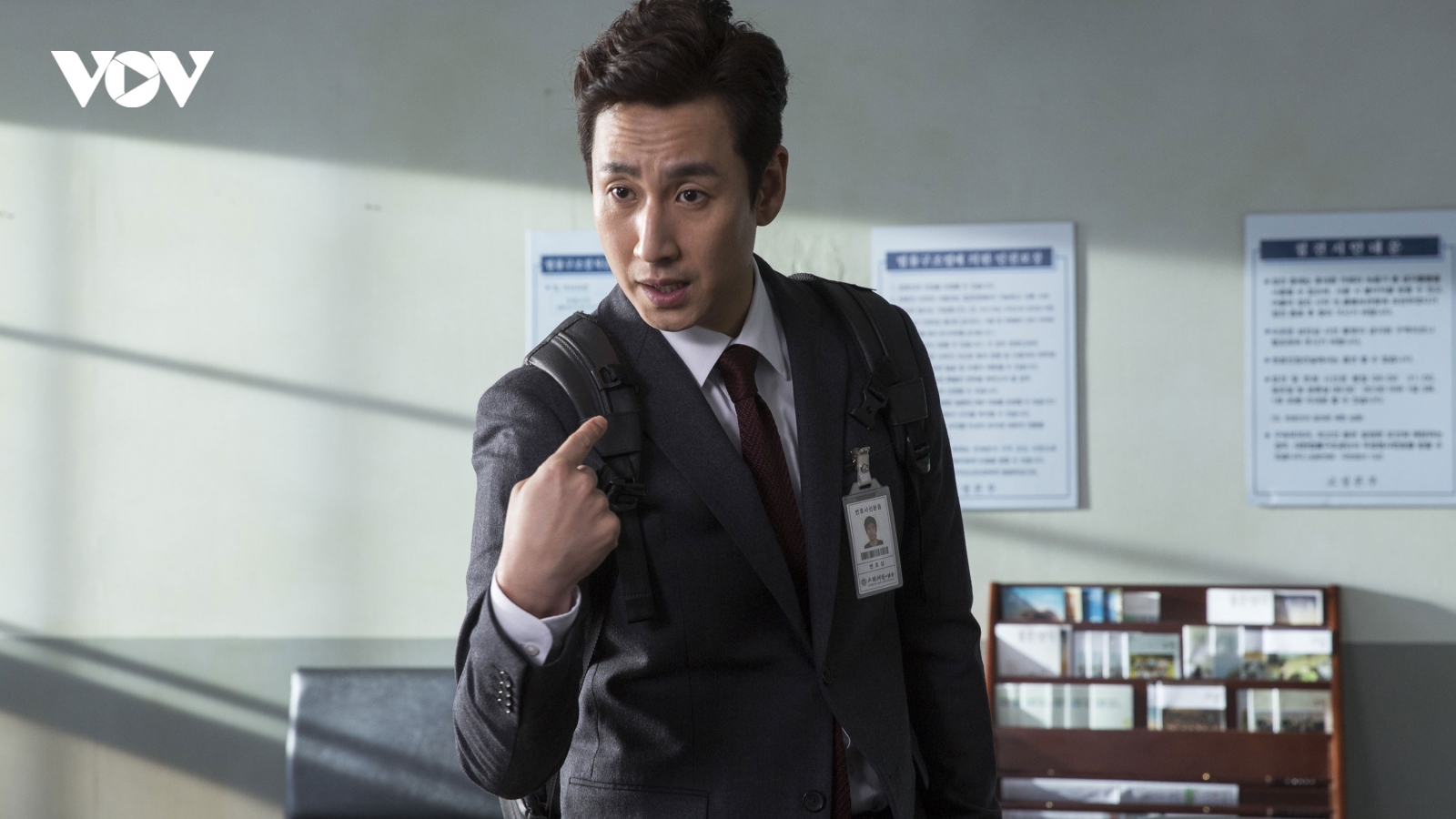 Sự nghiệp 22 năm của “Ảnh đế” Lee Sun Kyun đổ vỡ trước scandal dùng chất cấm