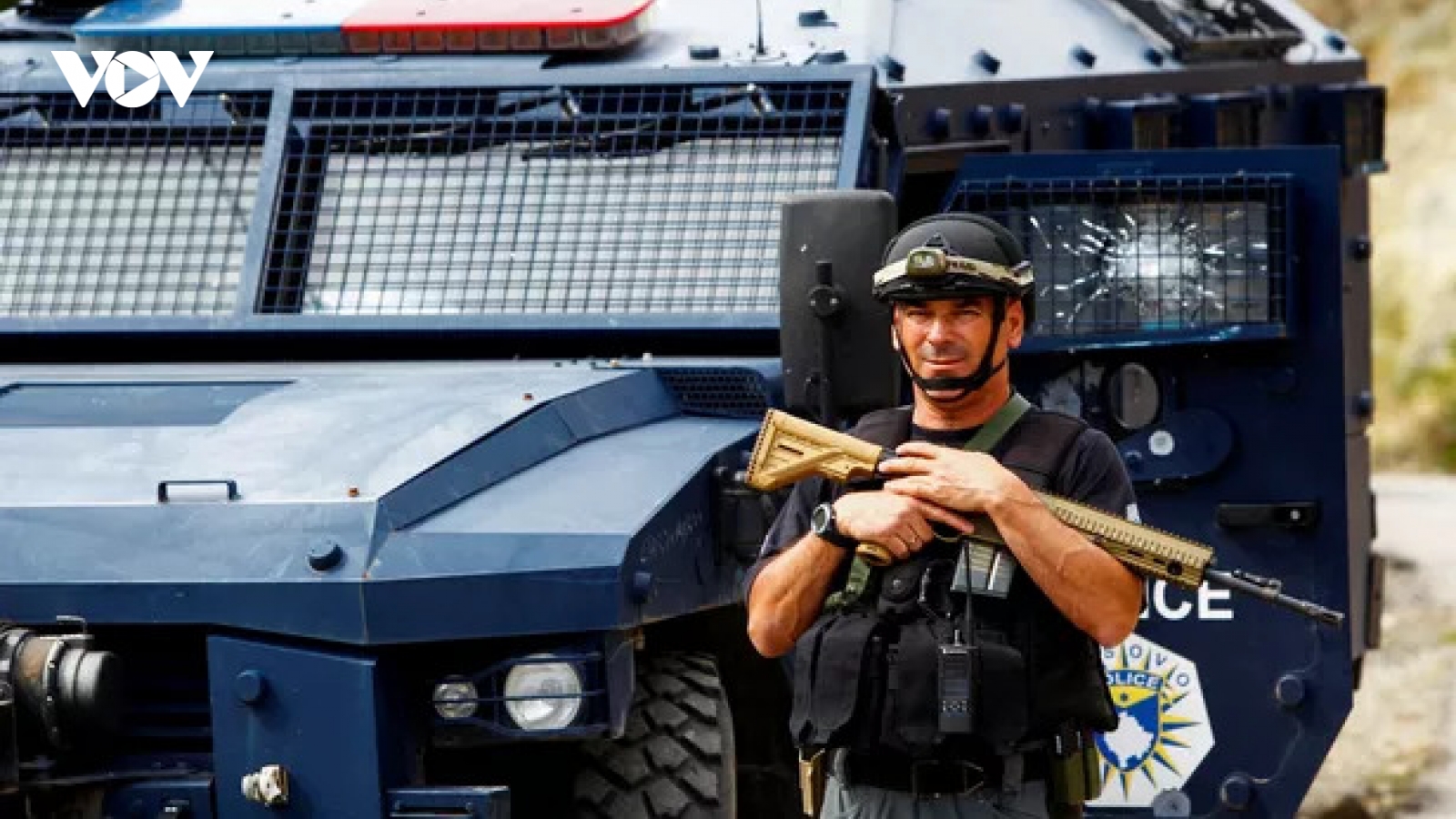 NATO tăng cường thêm quân đến Kosovo