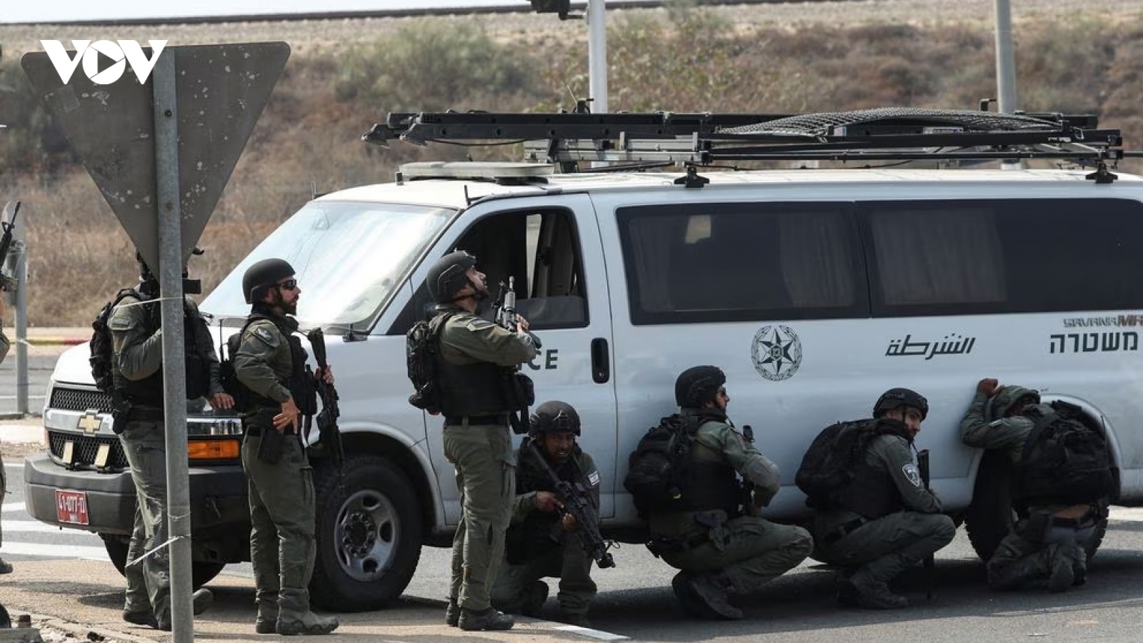 Hamas tuyên bố bắt giữ hơn 100 con tin Israel, gồm cả sỹ quan cấp cao