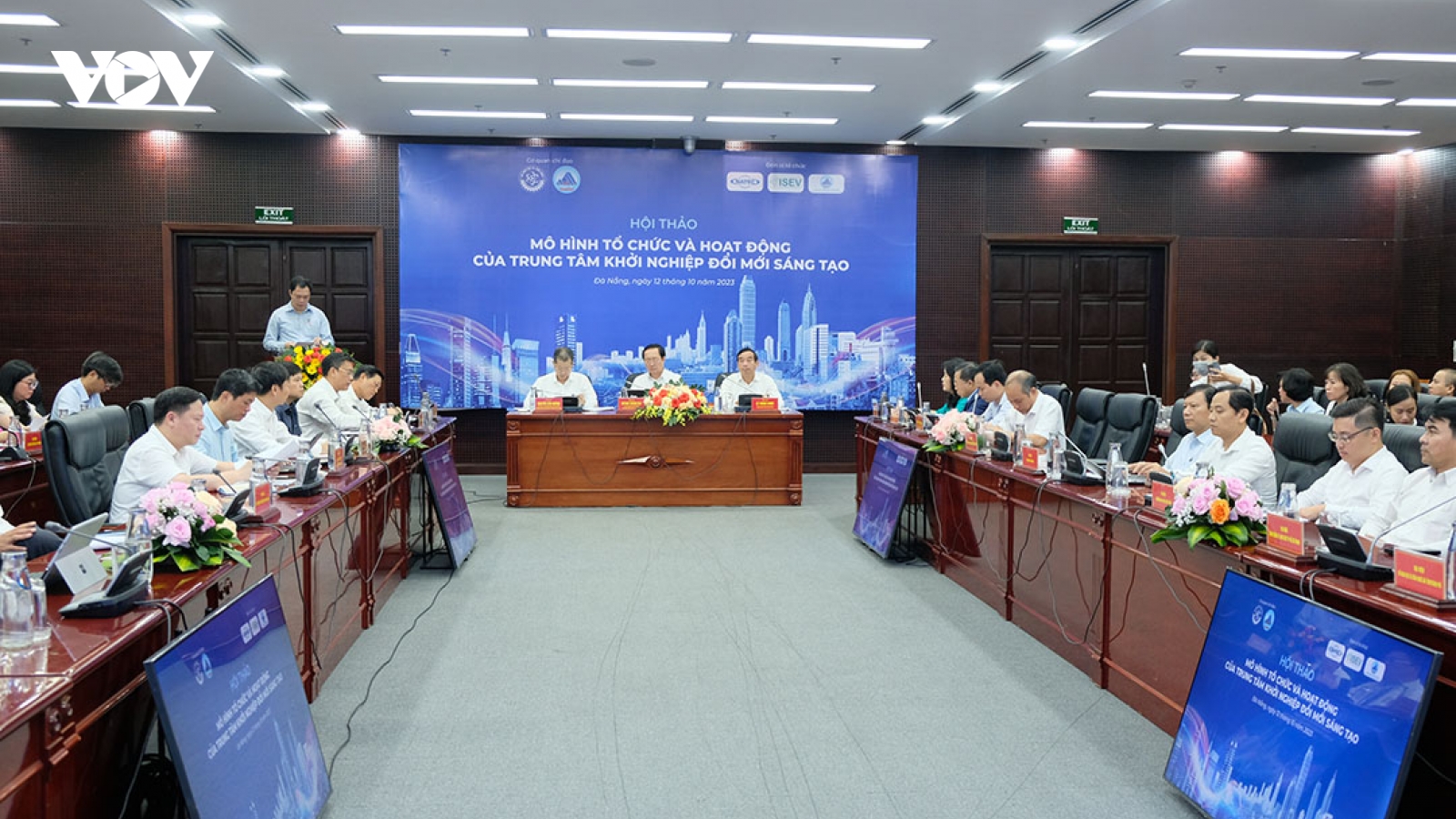 Xây dựng mô hình hoạt động của Trung tâm khởi nghiệp đổi mới sáng tạo