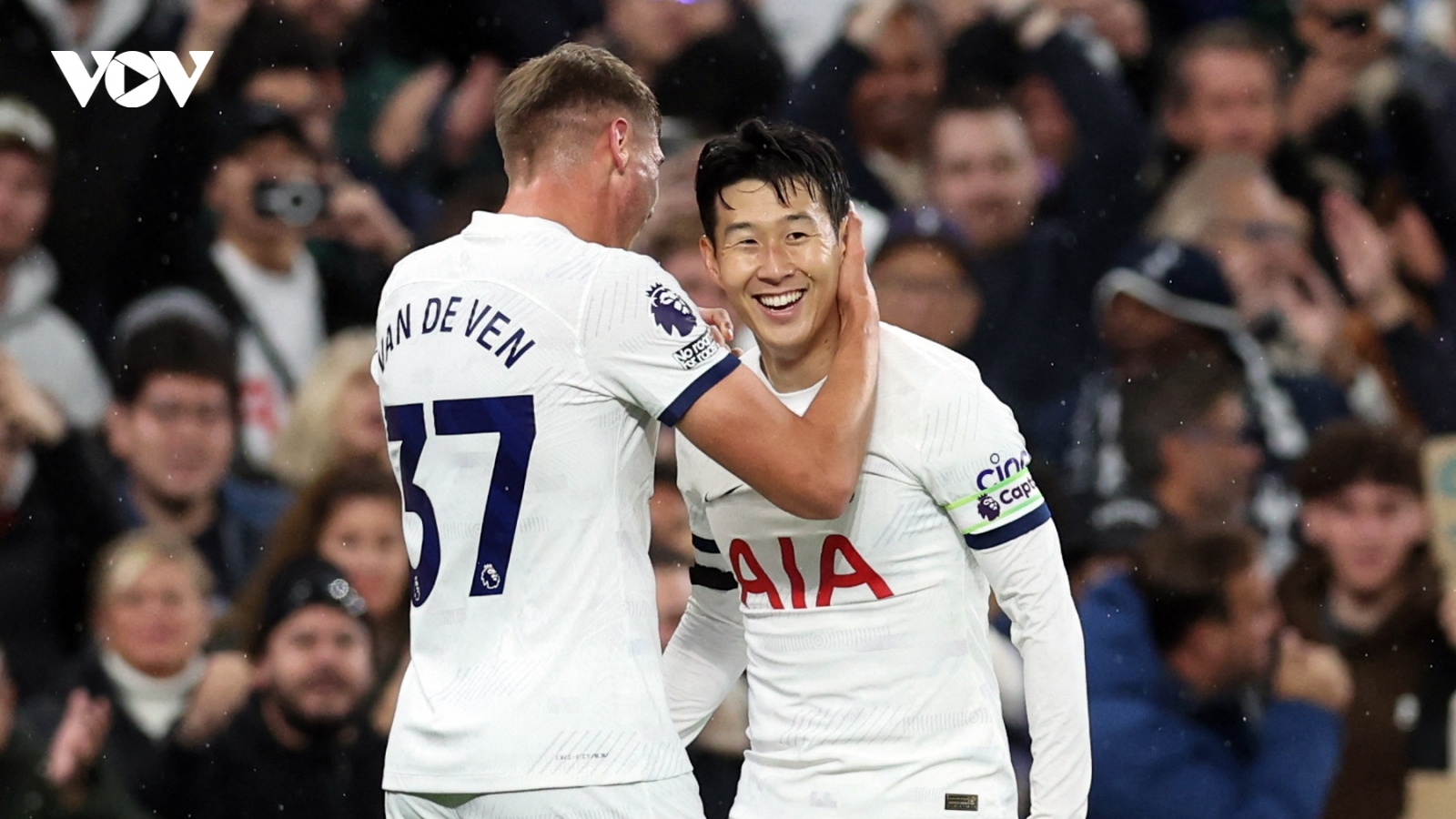 Son Heung Min ghi bàn và kiến tạo, Tottenham tiếp tục dẫn đầu Ngoại hạng Anh