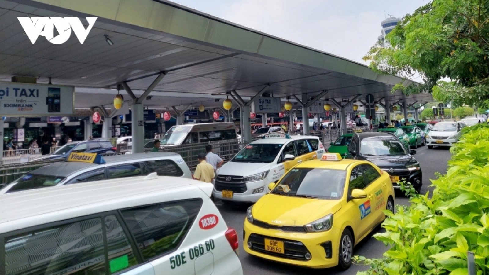 Bộ GTVT kiến nghị mở rộng thu phí không dừng ETC tại các sân bay