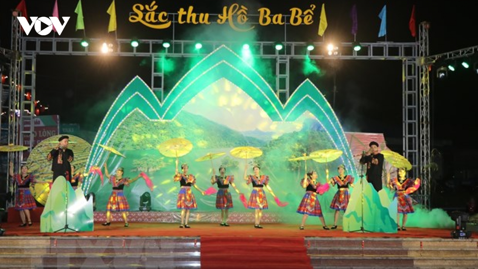 "Sắc Thu hồ Ba Bể": Quảng bá nét đẹp văn hóa và du lịch Bắc Kạn