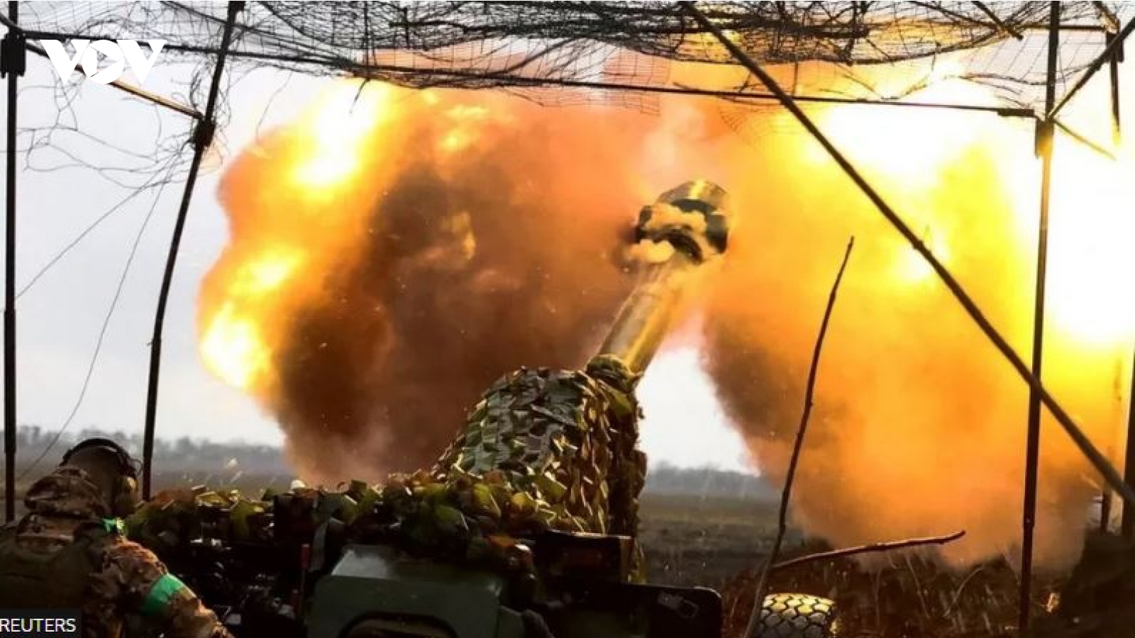 Nga phá hủy tổ hợp S-300 của Ukraine, Kiev dội hỏa lực vào điểm tập kết binh sỹ Nga