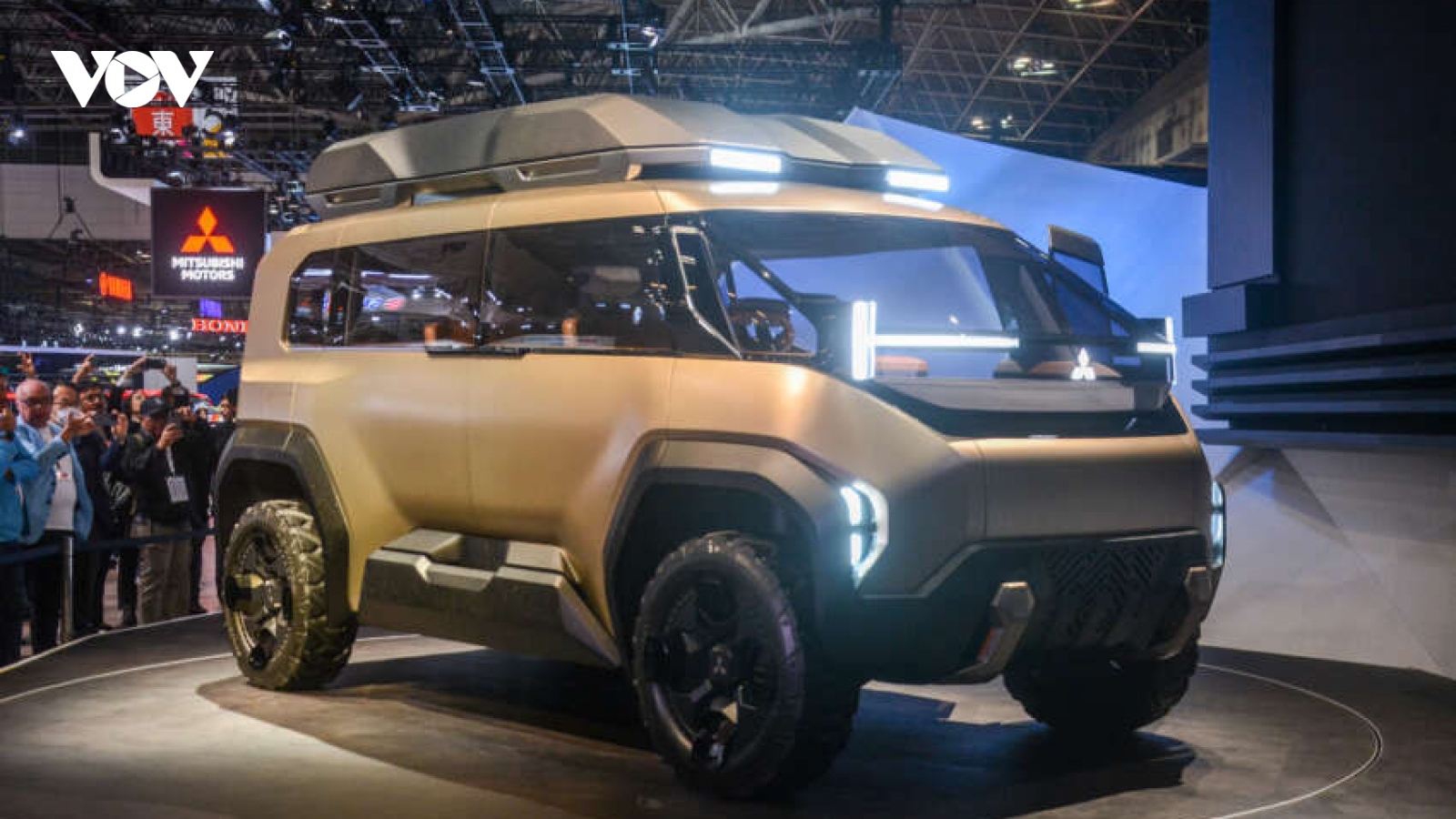 Mitsubishi giới thiệu mẫu Concept D:X PHEV, nhá hàng Delica thế hệ tiếp theo