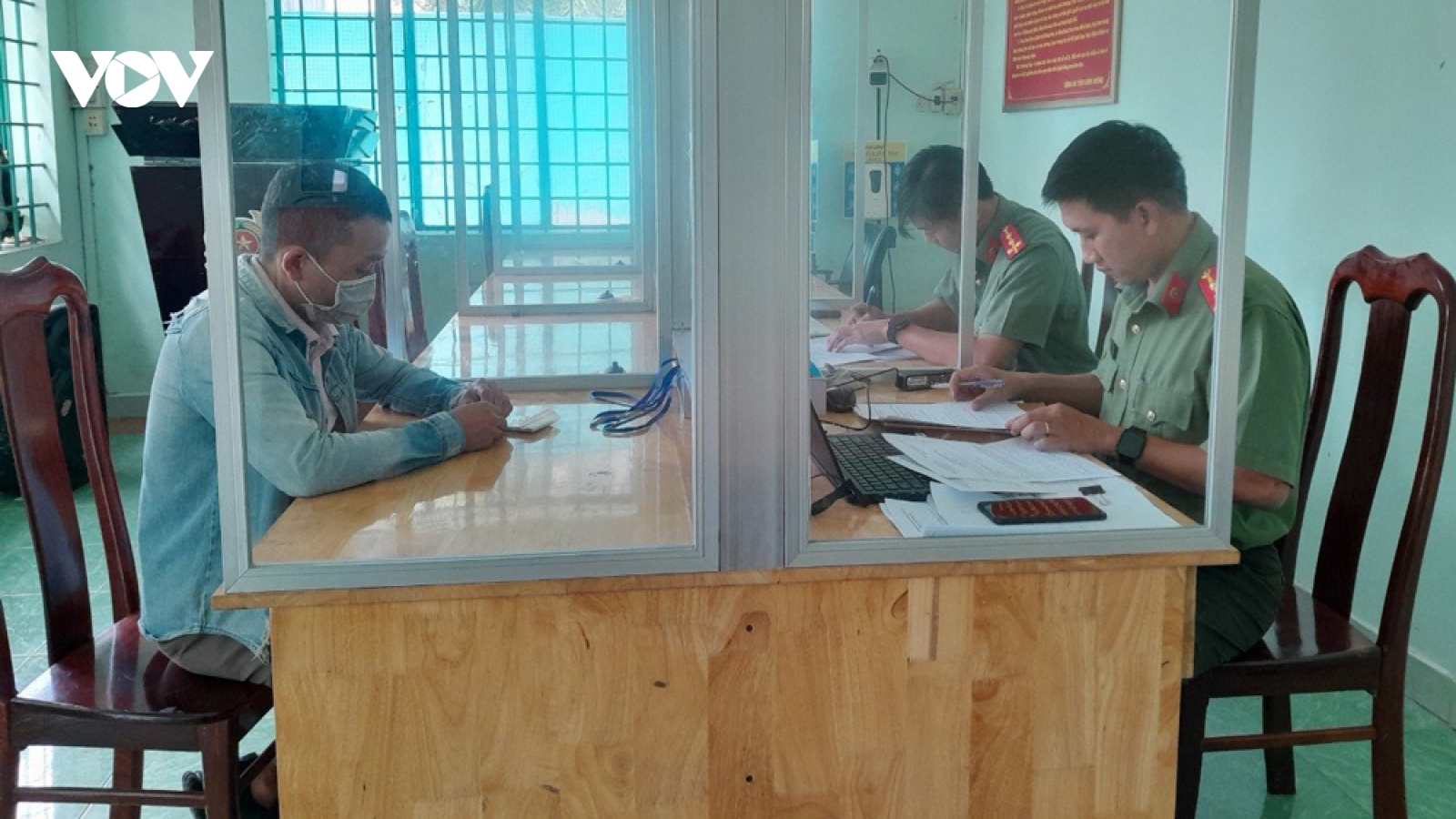 Người đàn ông ở Bình Dương đăng tin xuyên tạc bị phạt 30 triệu đồng