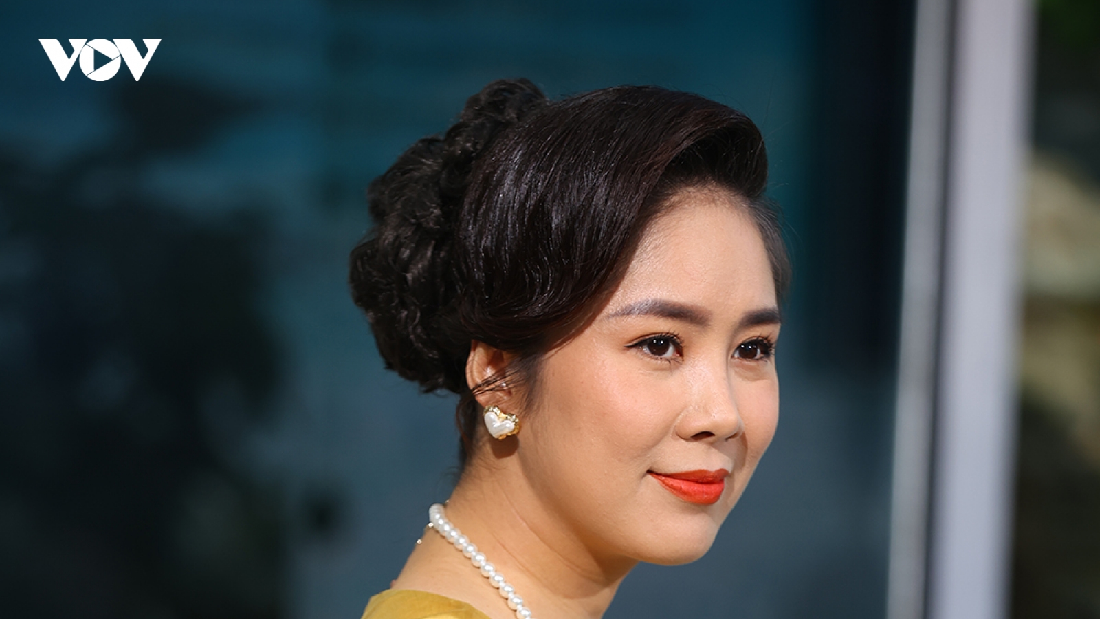 Lê Phương thoát vai nghèo khổ, lần đầu đóng phản diện