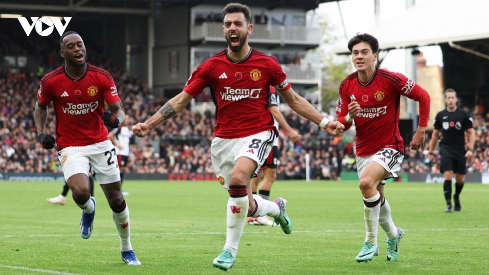 Sau vòng 11 Ngoại hạng Anh: Man City soán ngôi đầu của Tottenham