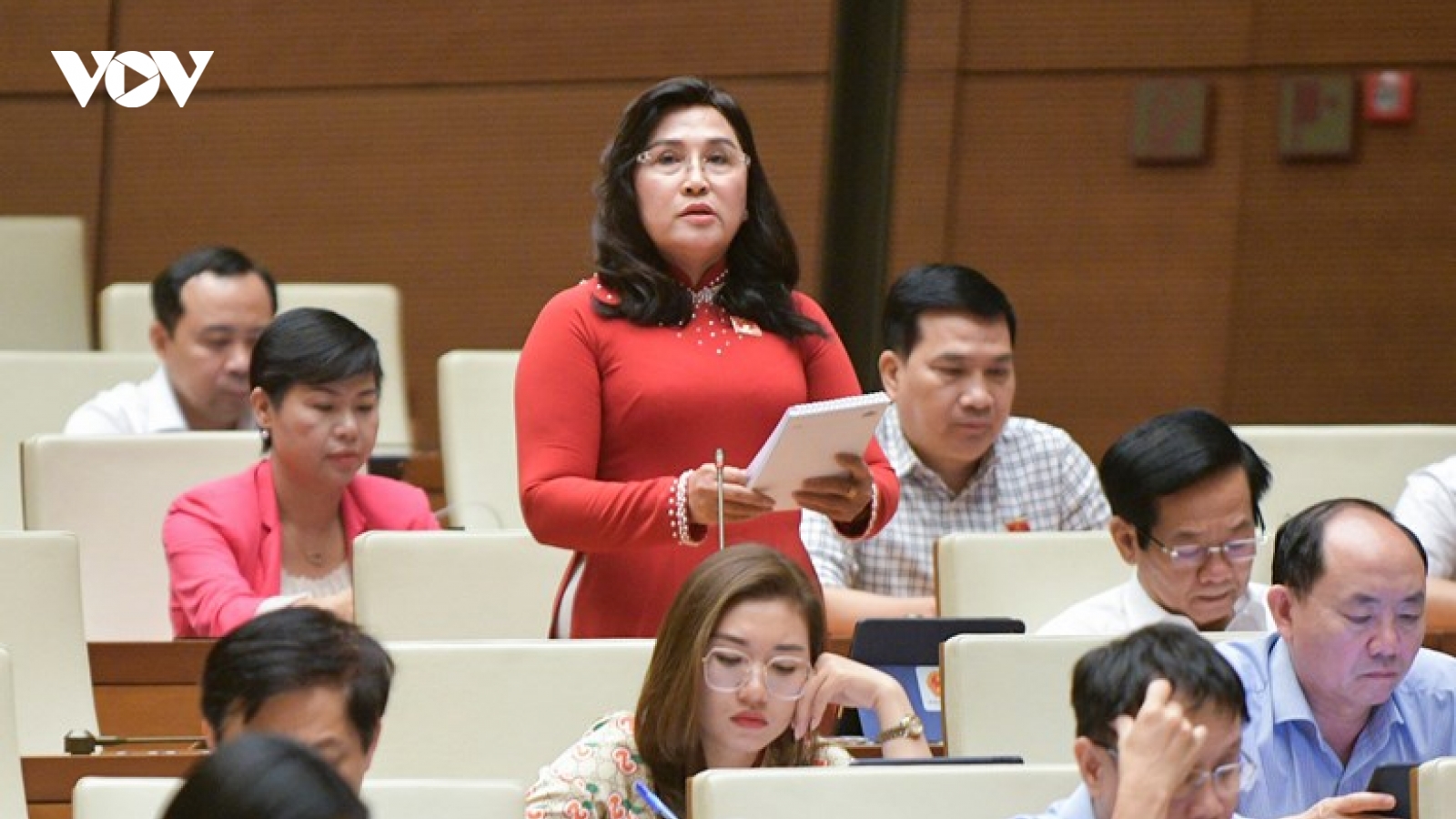 Làm sao để cán bộ dám nghĩ, dám làm không theo nghĩa "xé rào"?
