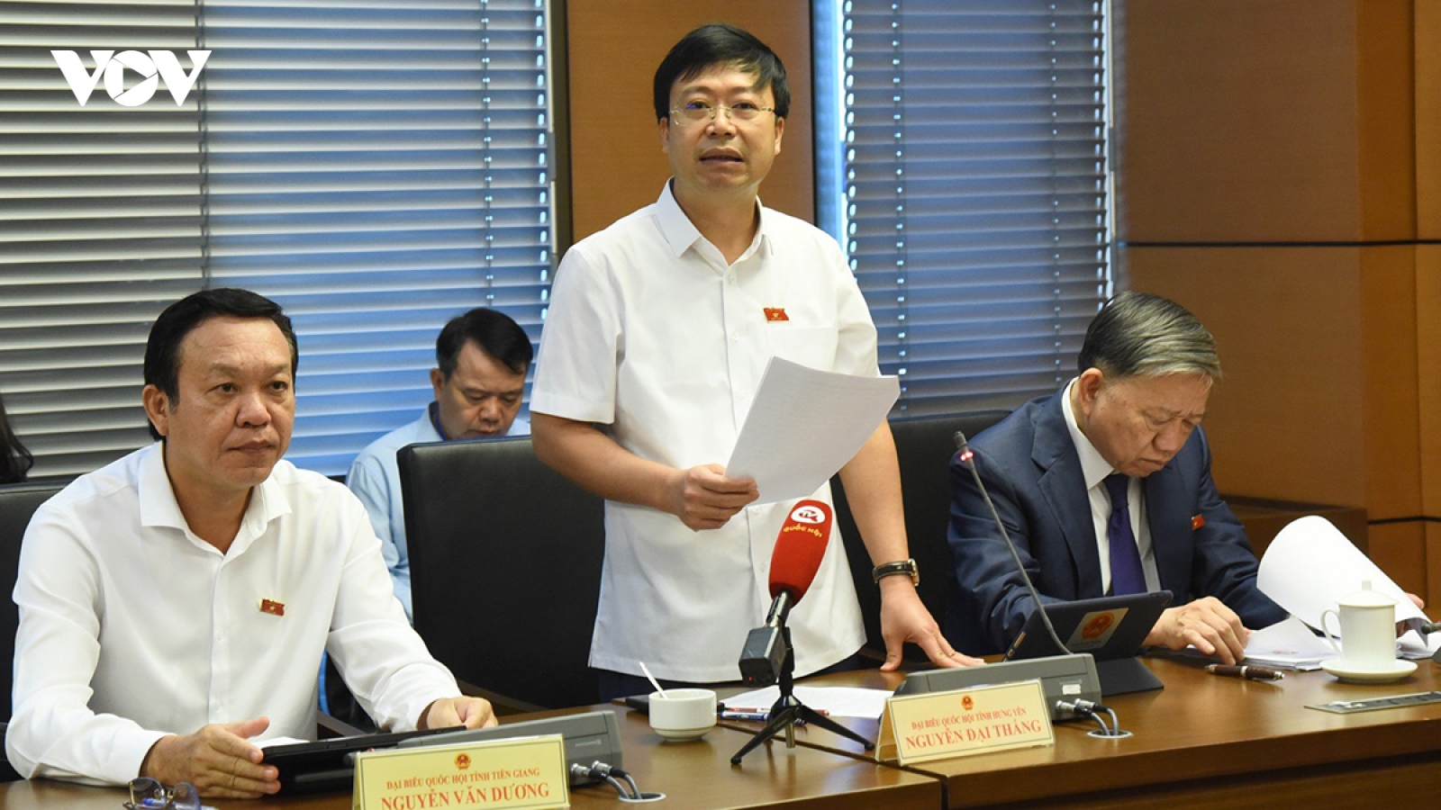 Nên có quy định cụ thể "ngưỡng nồng độ cồn ở mức nào thì bị phạt"