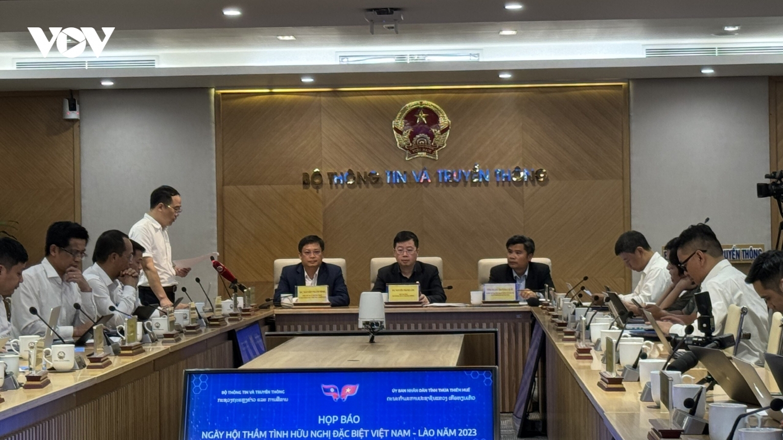 Phát thanh tiếng Lào vun đắp tình hữu nghị Việt Nam - Lào