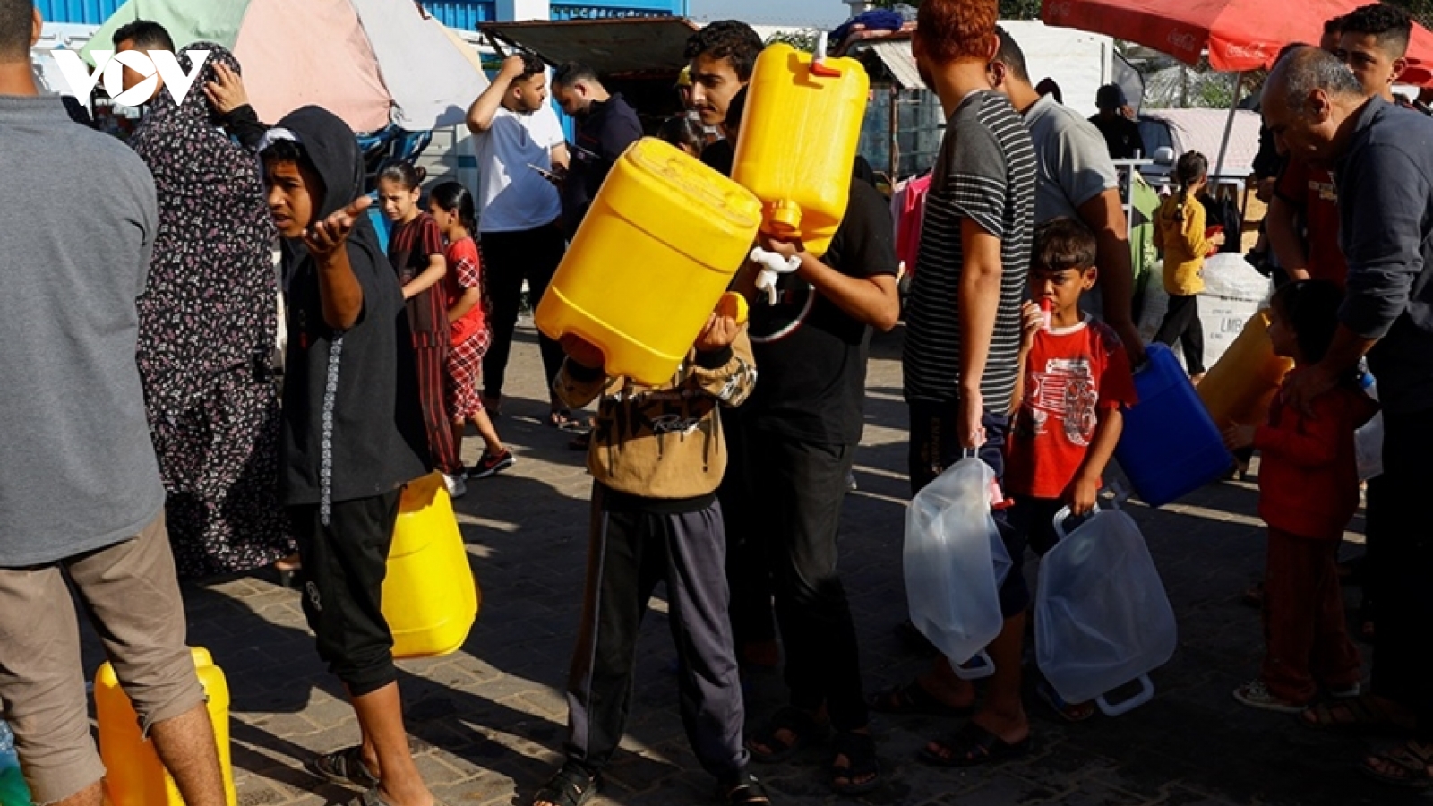 Chiến sự Trung Đông: Hơn 14.000 tấn hàng cứu trợ nhân đạo vào Gaza