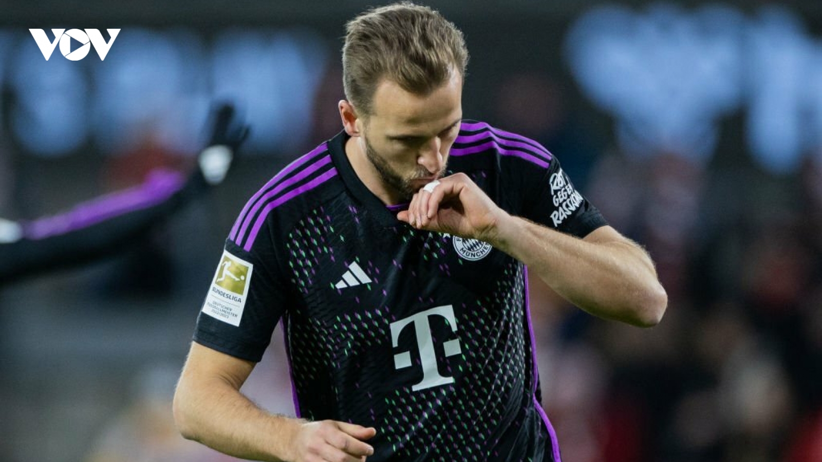 Ghi bàn đưa Bayern Munich lên đầu bảng Bundesliga, Harry Kane phá thêm kỷ lục