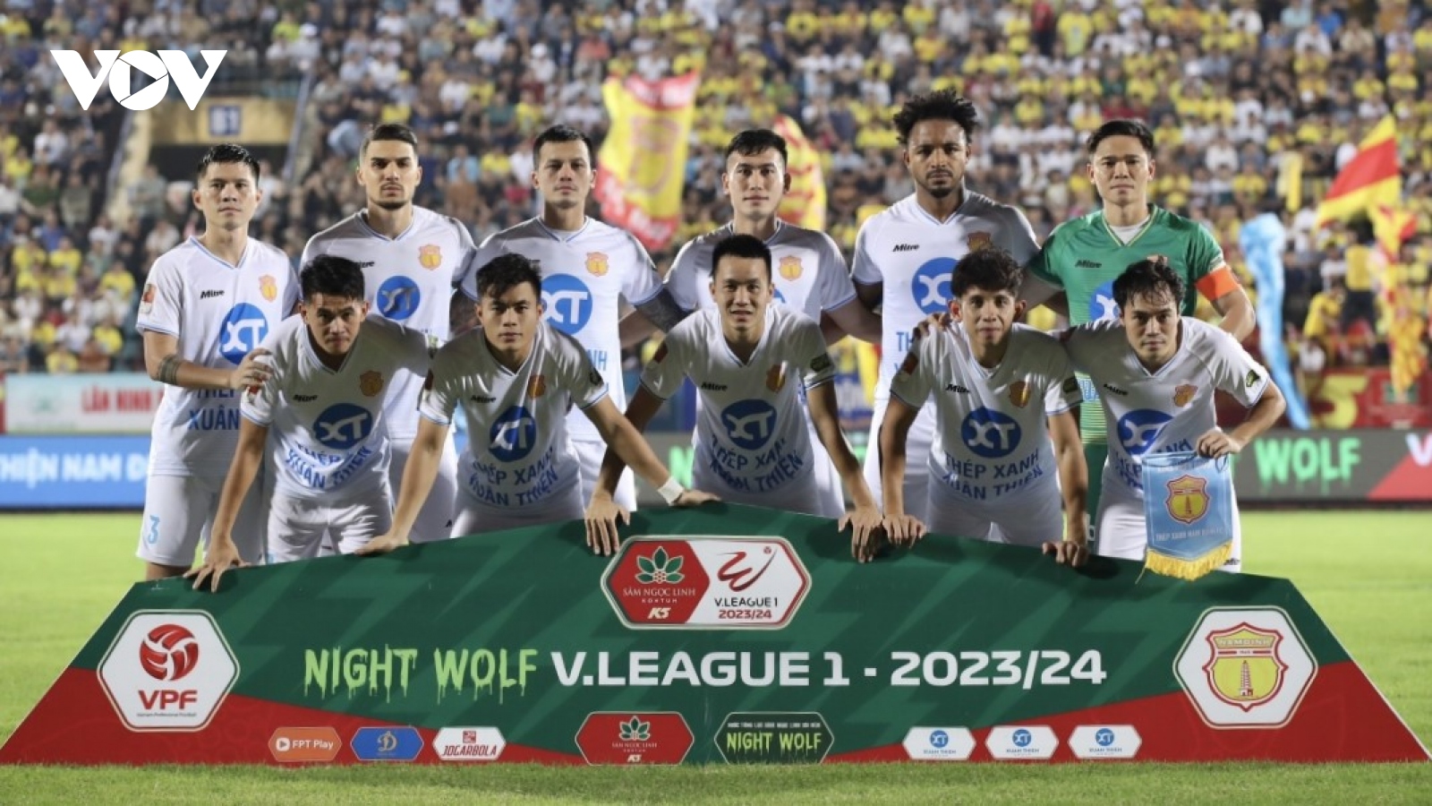 Thăng hoa tại V-League 2023/2024, CLB Nam Định làm nên lịch sử