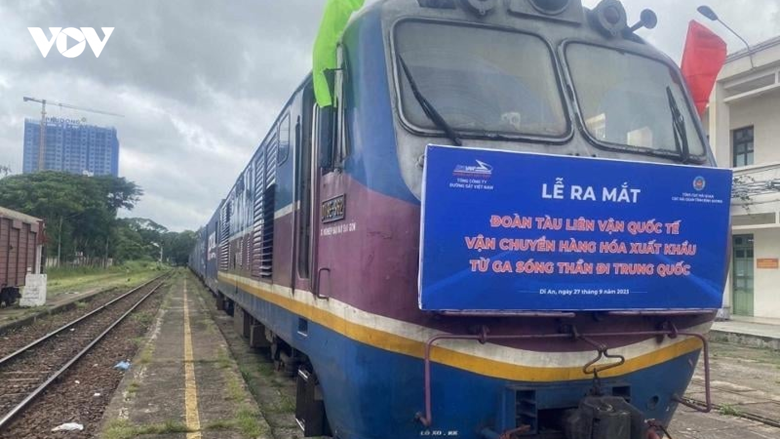 Cửa khẩu đường sắt sâu trong nội địa: Rút ngắn thời gian, giảm tải cho đường bộ