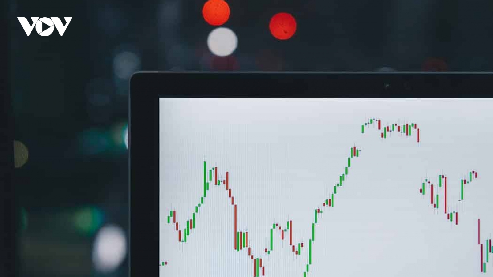 Nhận định chứng khoán 17/11: VN-Index có thể thử thách mức 1.135 điểm
