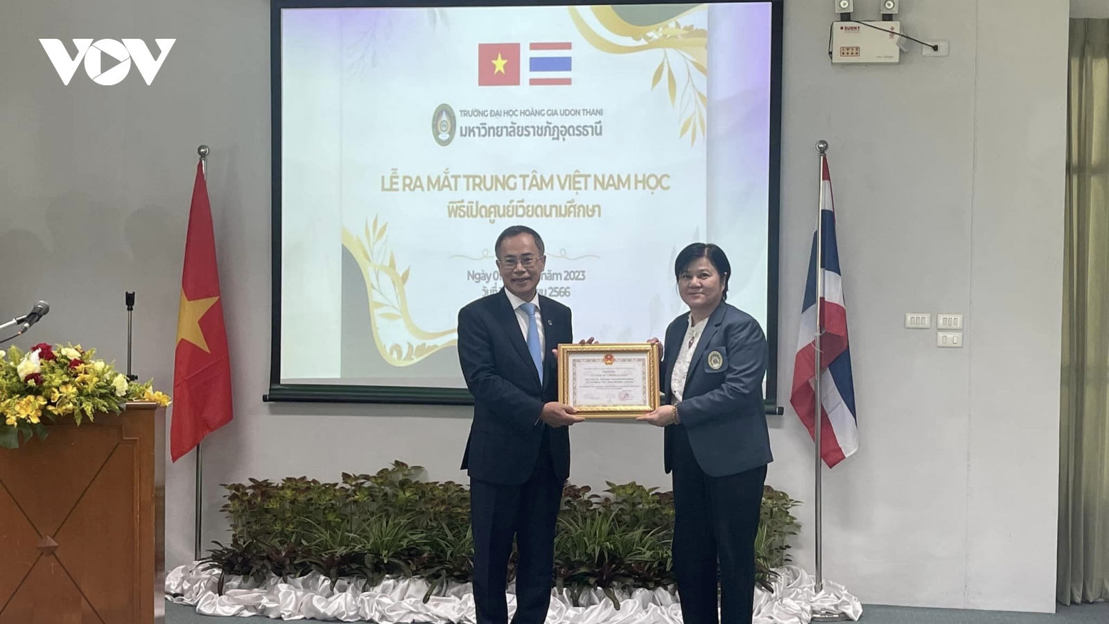 Ra mắt Trung tâm Nghiên cứu Việt Nam đầu tiên tại Thái Lan