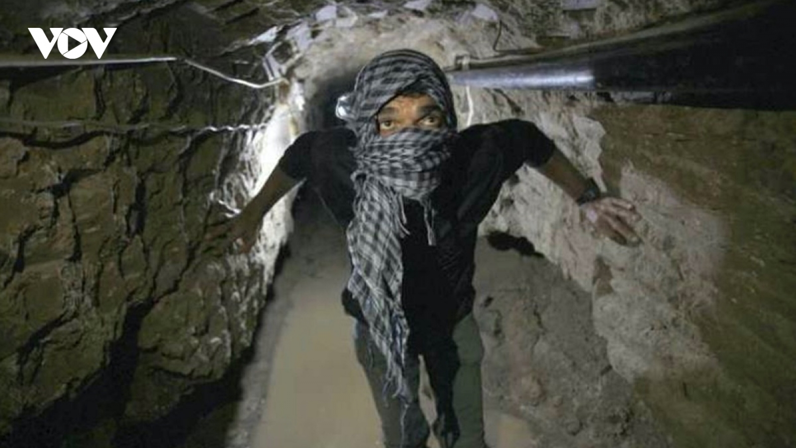 Hamas có thể tháo nước biển vào đường hầm để chặn quân Israel