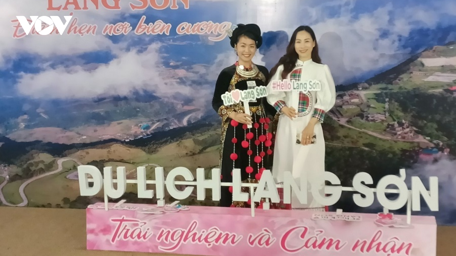 Giới thiệu điểm đến du lịch của tỉnh Lạng Sơn tại Bình Thuận