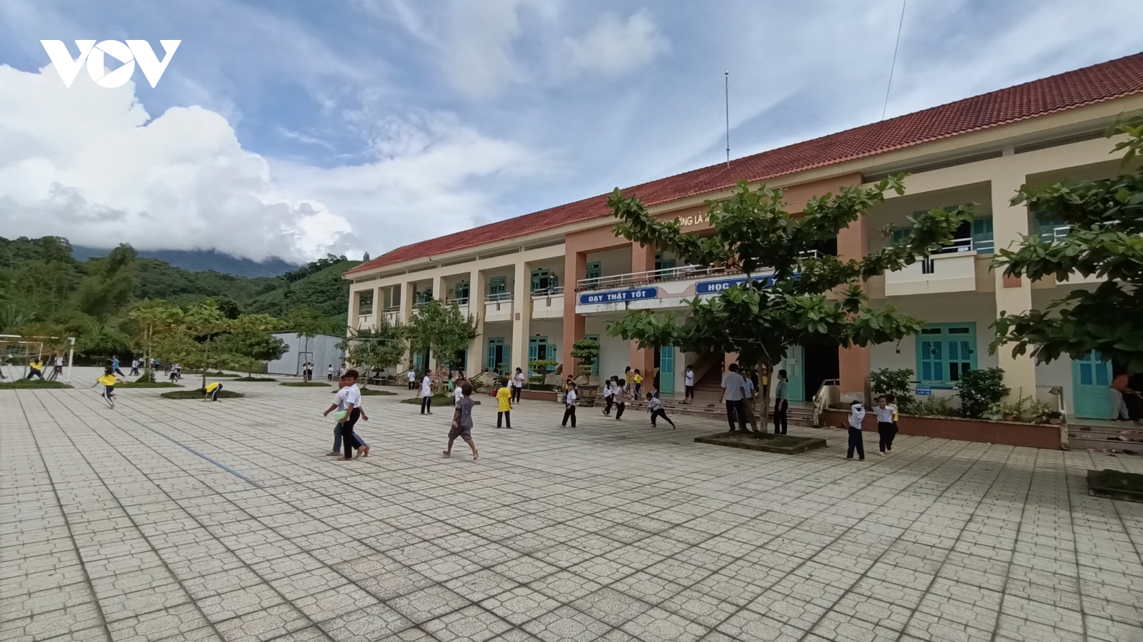 Học sinh miền núi tại tỉnh Khánh Hòa được hỗ trợ ăn trưa