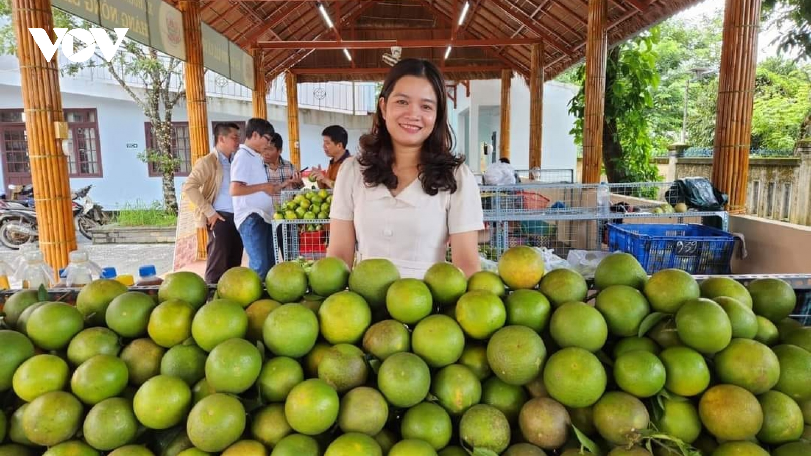 Phiên chợ vùng cao: Kết nối cung cầu cho nông sản miền núi Thừa Thiên Huế