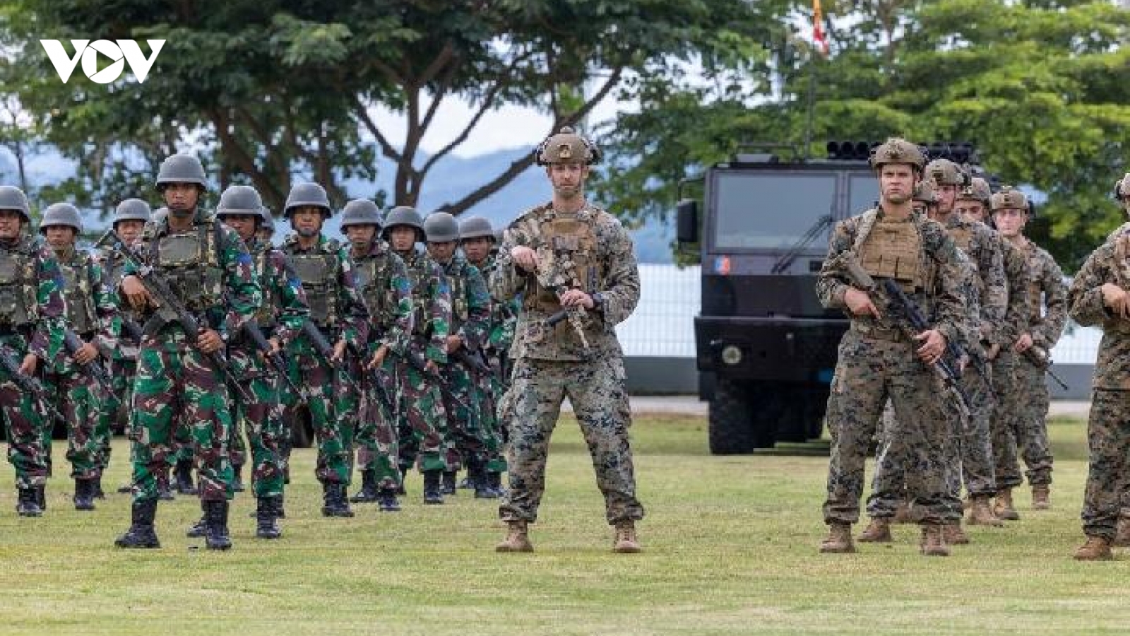 Lính thủy đánh bộ Indonesia và Mỹ tập trận chung