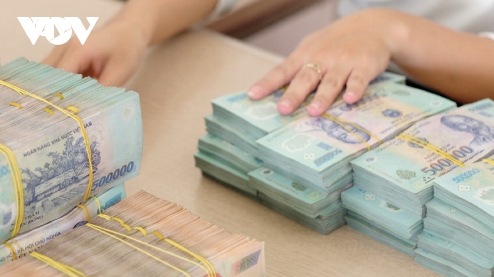 Thu nhập 28 triệu/tháng có thể chưa phải nộp thuế