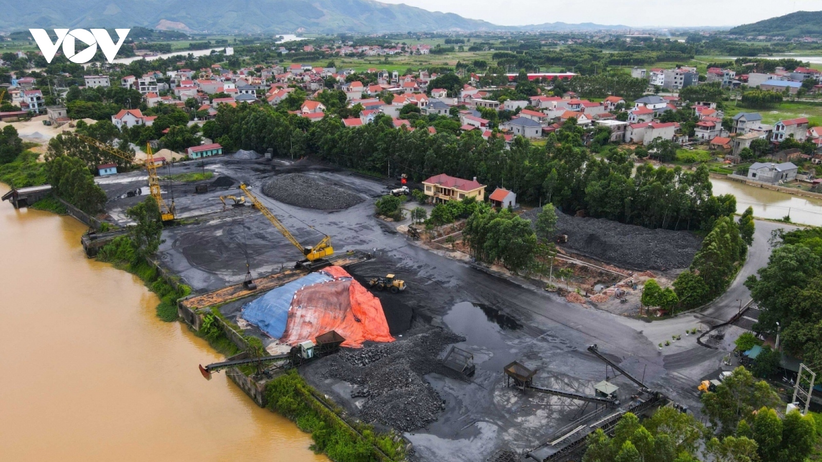 Khắc phục tình trạng ô nhiễm môi trường từ bụi than ở Bắc Giang