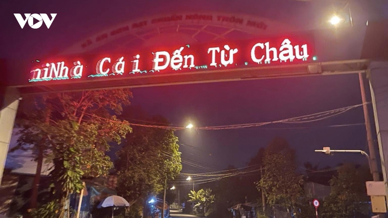 Cơ quan chức năng giải thích nguyên nhân hacker chiếm quyền điều khiển bảng LED