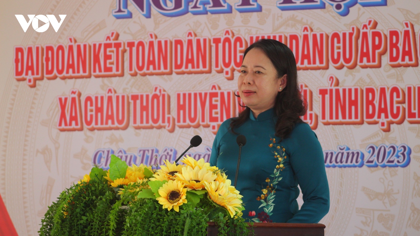 Phó Chủ tịch nước Võ Thị Ánh Xuân dự Ngày hội Đại đoàn kết dân tộc tại Bạc Liêu