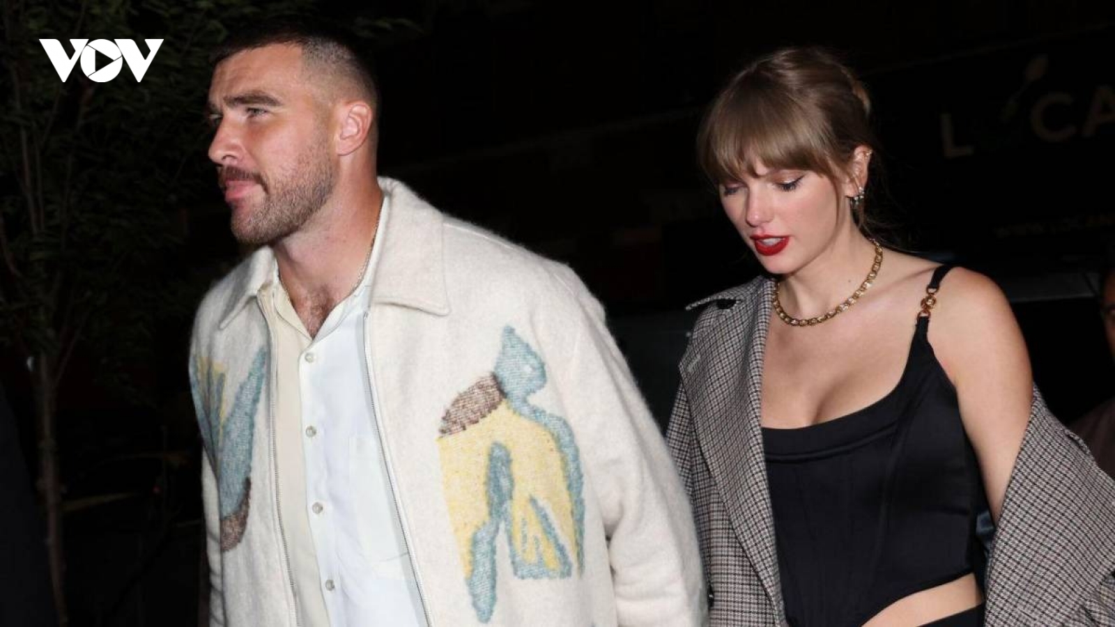 Lý do khiến mối quan hệ của Taylor Swift và Travis Kelce tiến triển tốt đẹp