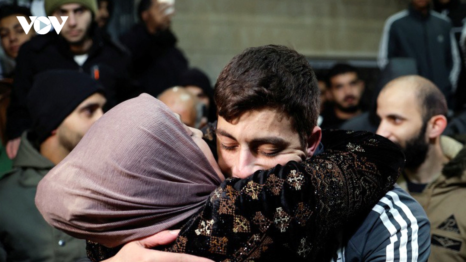 Chiến sự Trung Đông: Israel và Hamas hoàn tất đợt trao đổi tù nhân thứ 5