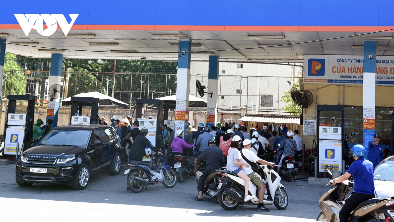 Giá xăng tăng, giá dầu giảm từ 15h00 chiều nay 1/11