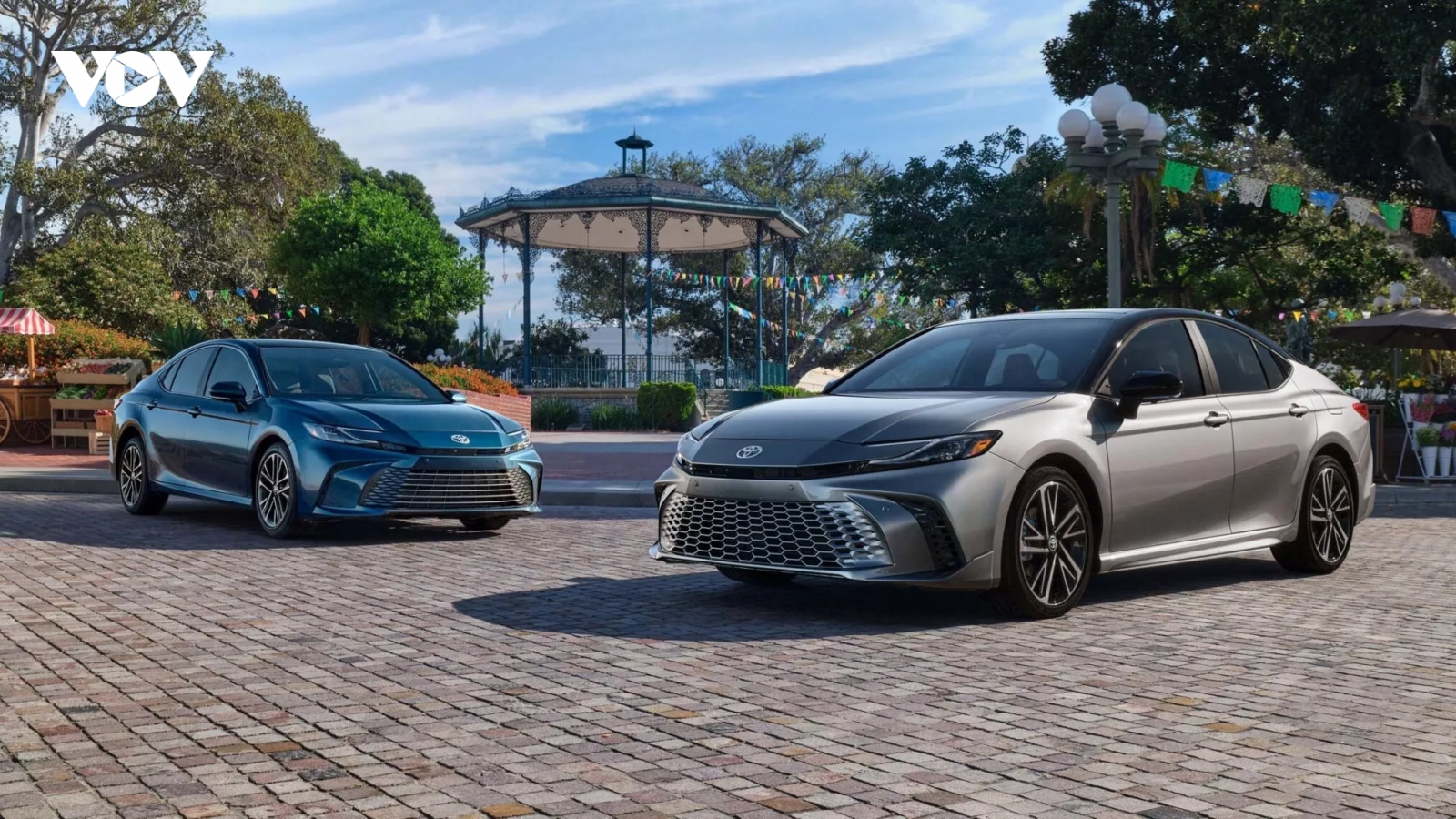 Không còn động cơ V6 mạnh mẽ, Toyota Camry 2025 sẽ chỉ có dạng hybrid