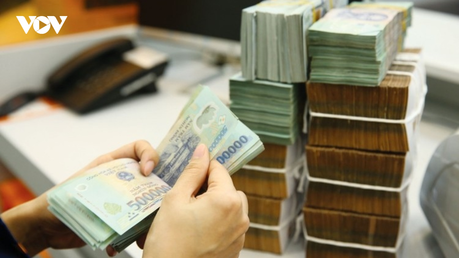 Ngân hàng nợ xấu, áp lực "đeo đẳng” thời điểm cuối năm