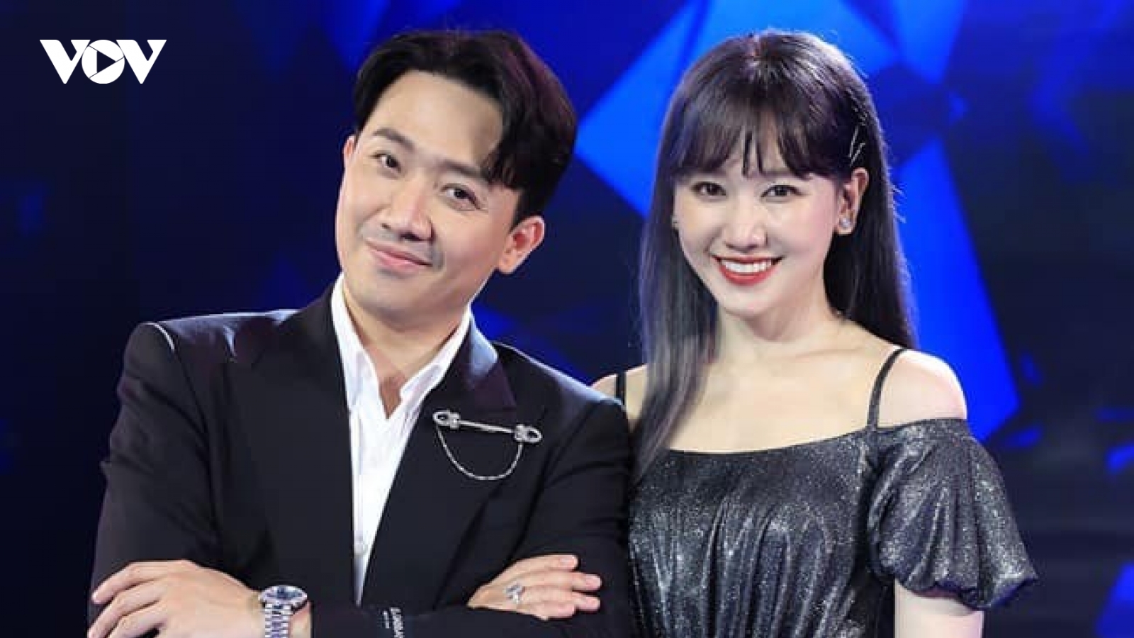 Chuyện showbiz: Hari Won tiết lộ hay bị Trấn Thành mắng vì IQ thấp
