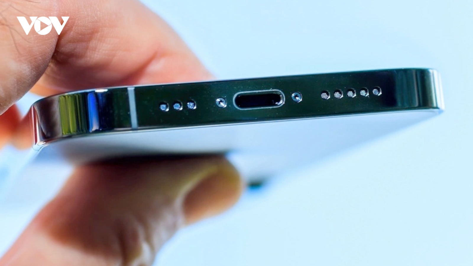 Apple lại đau đầu, có thể trang bị USB-C cho iPhone đời cũ
