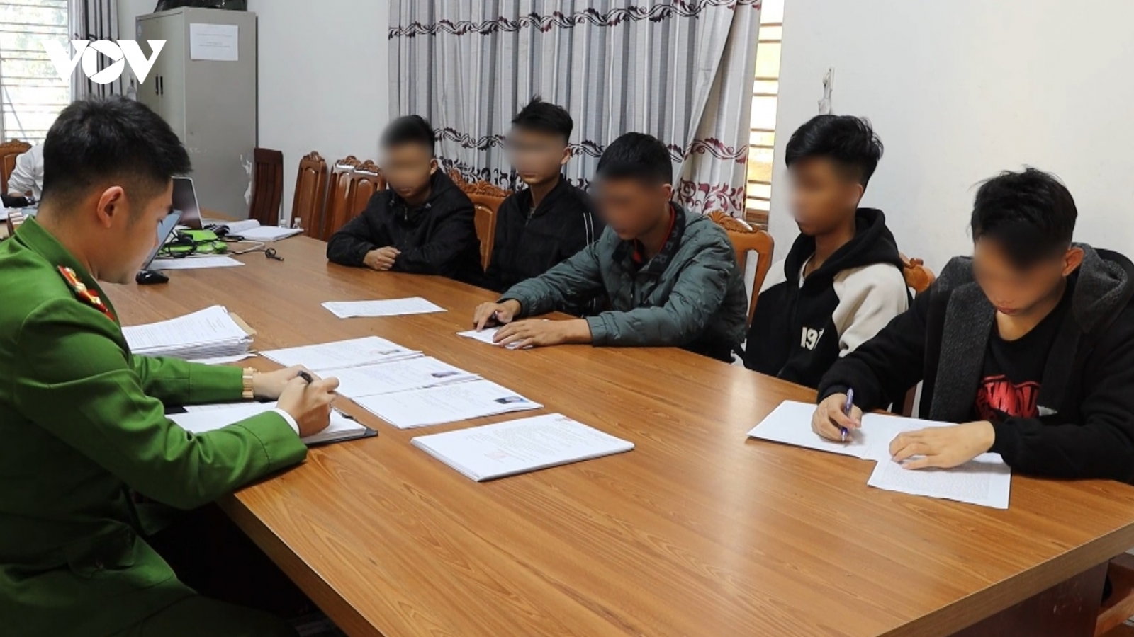 Chặn “hung thần đường phố” tuổi thanh thiếu niên
