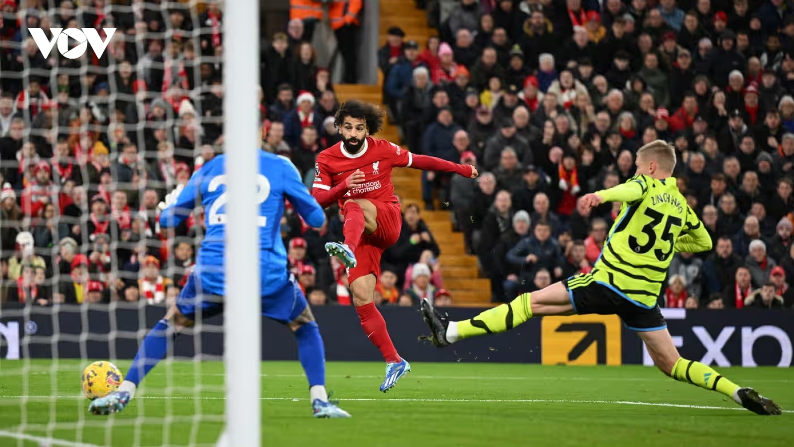Xà ngang và cột dọc cứu thua, Arsenal hoà "hú vía" trước Liverpool